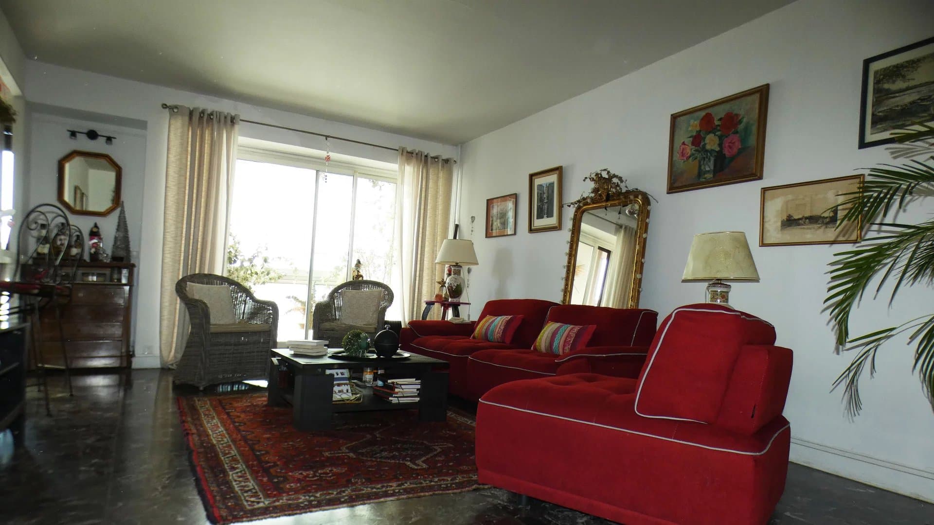 Perpignan Centre ville Appartement traversant t3 dans résidence sécurisée - vue 2