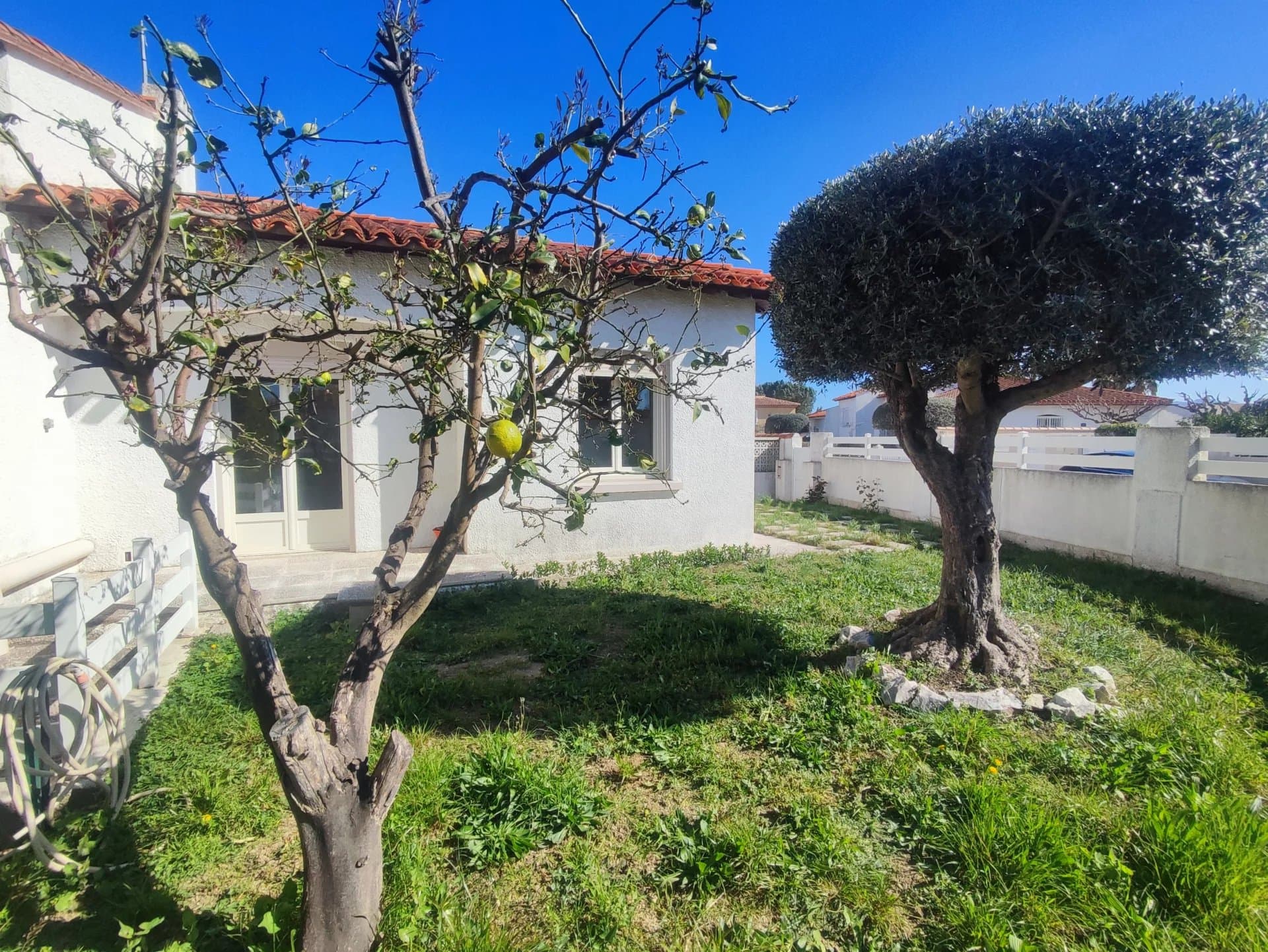 Perpignan lotissement Catalunya Maison 3 faces avec piscine et garage - vue principale