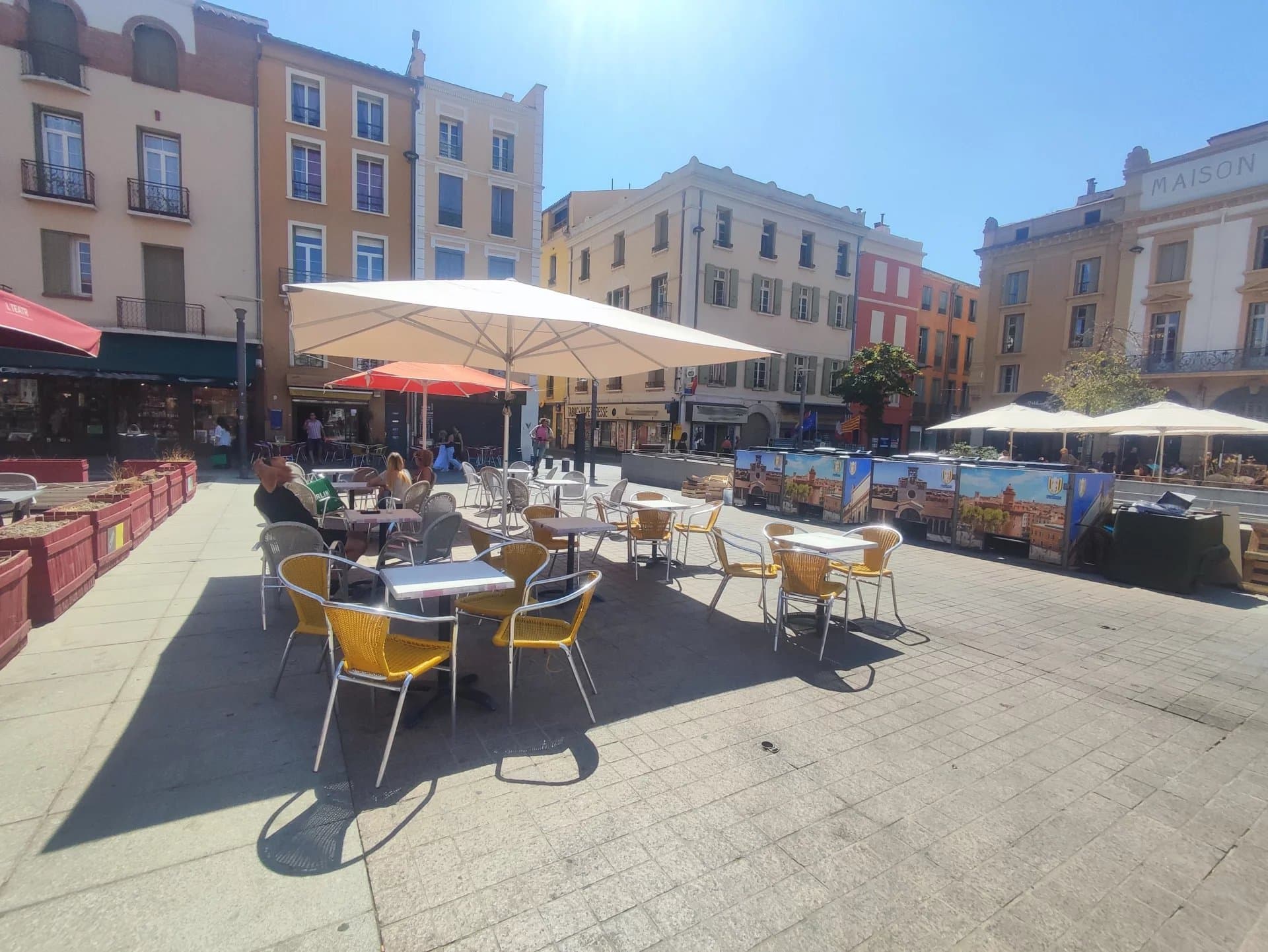 Bar Licence 4 avec terrasse super centre Perpignan - vue 2